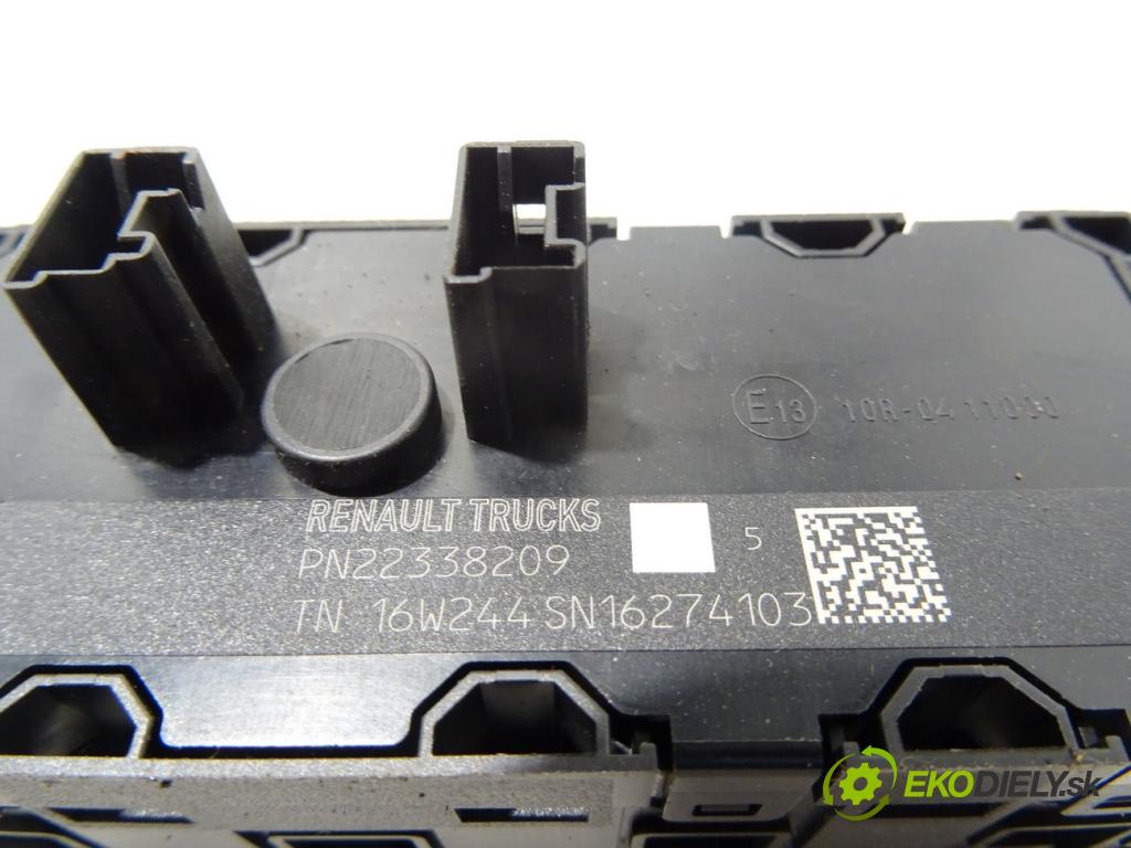 RENAULT TRUCKS T 2013 - 2022    460P LOW  Panel prepínačov 22338209 (Prepínače, spínače, tlačidlá a ovládače kúrenia)