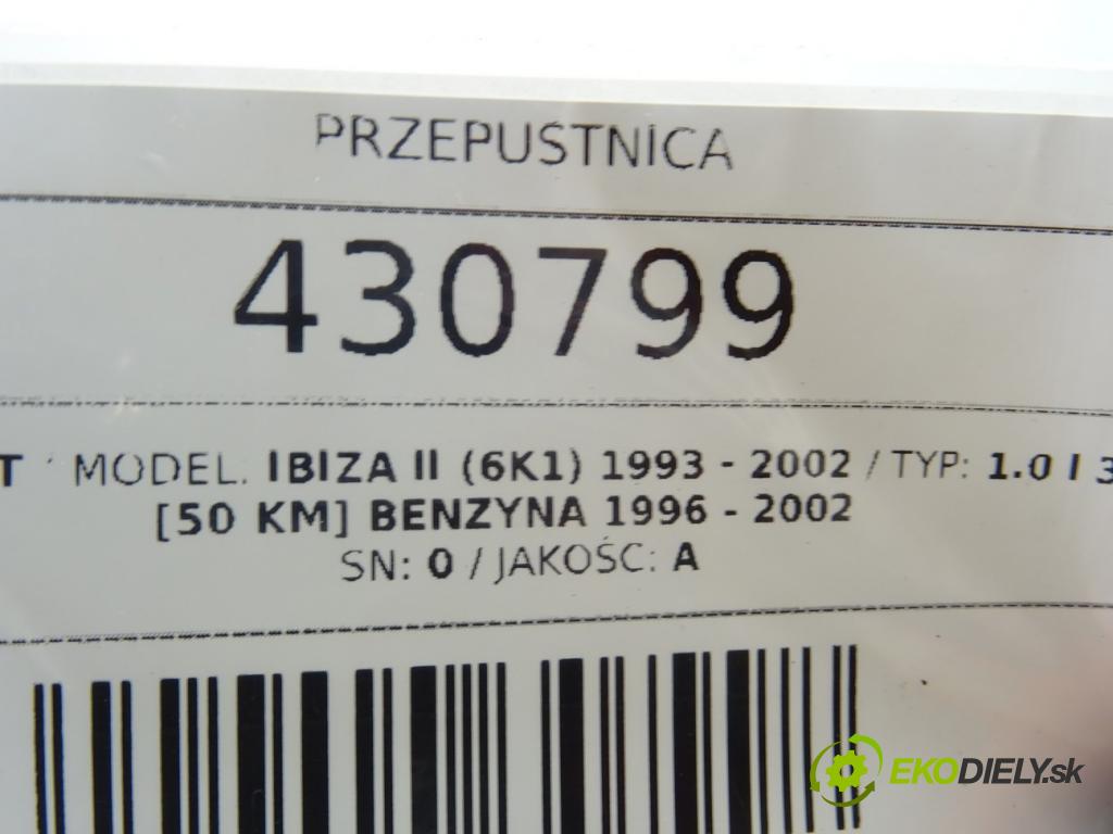 SEAT IBIZA II (6K1) 1993 - 2002    1.0 i 37 kW [50 KM] benzyna 1996 - 2002  Škrtiaca klapka 030133062A (Škrtiace klapky)