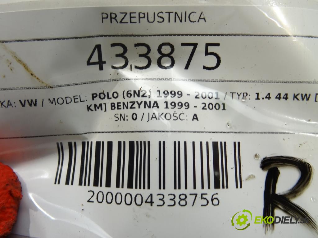 VW POLO (6N2) 1999 - 2001    1.4 44 kW [60 KM] benzyna 1999 - 2001  Škrtiaca klapka 030133062A (Škrtiace klapky)