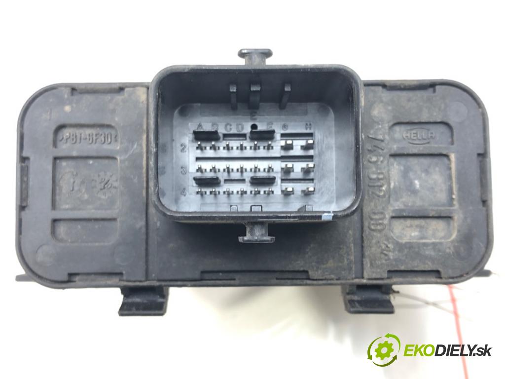 CITROEN C4 PICASSO I nadwozie wielkoprzestrzenne (MPV) (UD_) 2006 - 2015    2.0 HDi 138 100 kW [136 KM] olej napędowy 2006 - 2  modul světel 9654248480 (Ostatní)