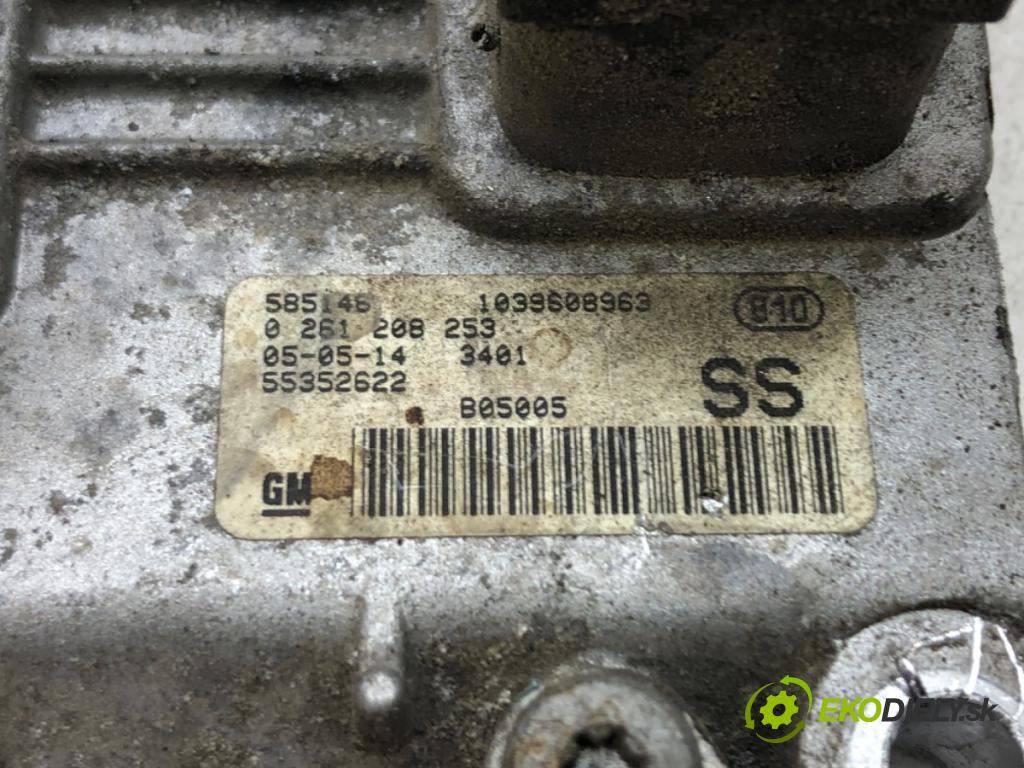 OPEL CORSA C (X01) 2000 - 2009    1.2 Twinport (F08, F68) 59 kW [80 KM] benzyna 2004  riadiaca jednotka Motor 55352622 (Riadiace jednotky)