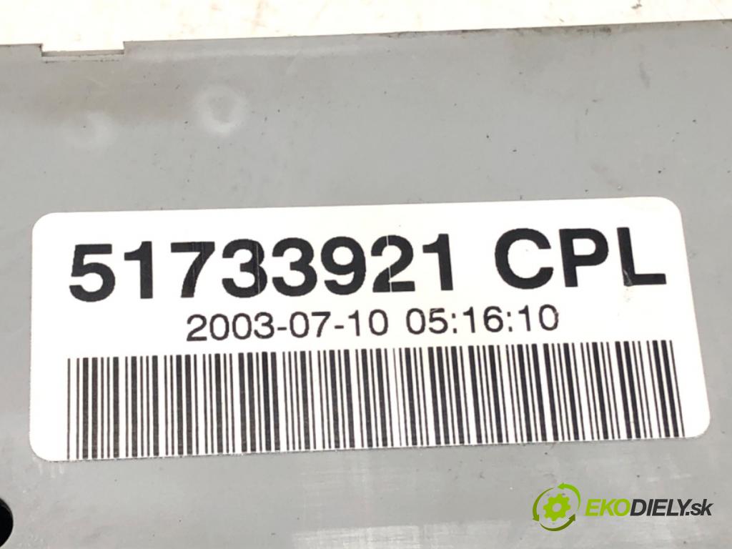 LANCIA YPSILON (843_) 2003 - 2011    1.2 (843.AXA1A) 44 kW [60 KM] benzyna 2003 - 2011  modul BSI 51734379 (Pojistkové skříňky)