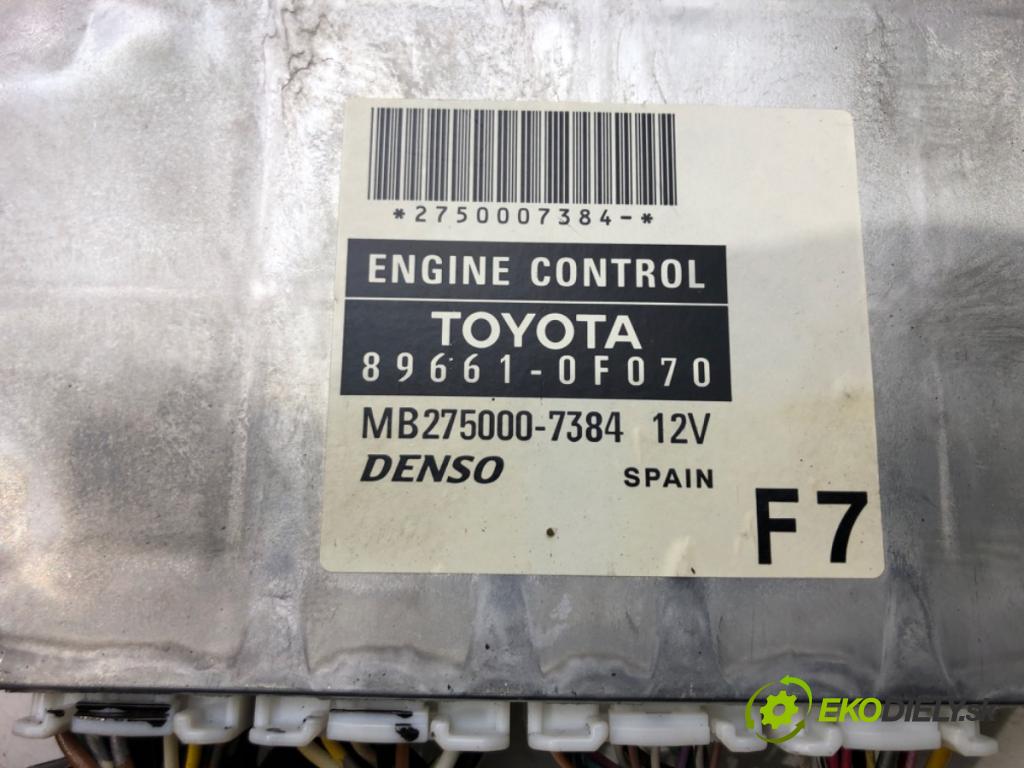 TOYOTA COROLLA Verso (ZER_, ZZE12_, R1_) 2004 - 2009    1.6 (ZNR10_) 81 kW [110 KM] benzyna 2004 - 2009  řídící jednotka motora 89661-0F070 (Řídící jednotky)