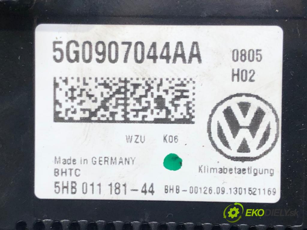 VW GOLF VII (5G1, BQ1, BE1, BE2) 2012 - 2022    1.6 TDI 77 kW [105 KM] olej napędowy 2012 - 2017  Panel ovládaní topení 5G0907044AA (Ovládaní topení a přepínače)