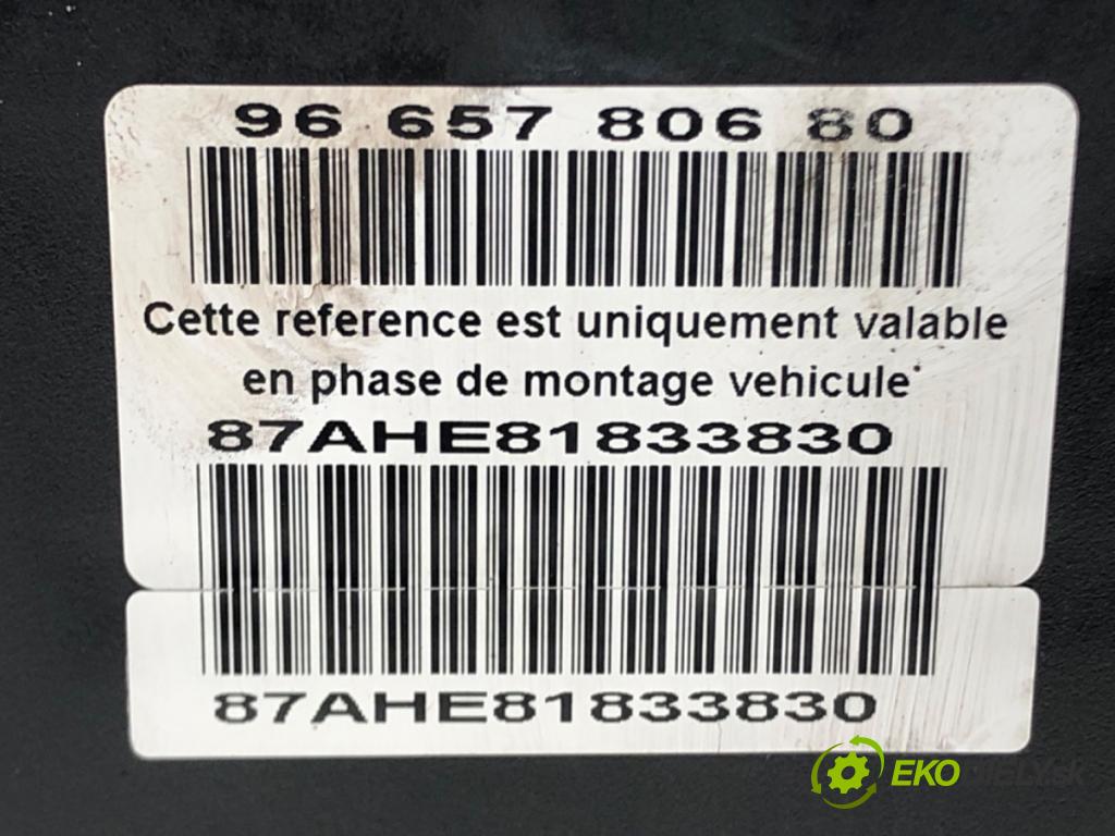 CITROEN C4 PICASSO I nadwozie wielkoprzestrzenne (MPV) (UD_) 2006 - 2015    1.6 HDi 80 kW [109 KM] olej napędowy 2007 - 2013  Pumpa ABS 9660934580 (Pumpy ABS)