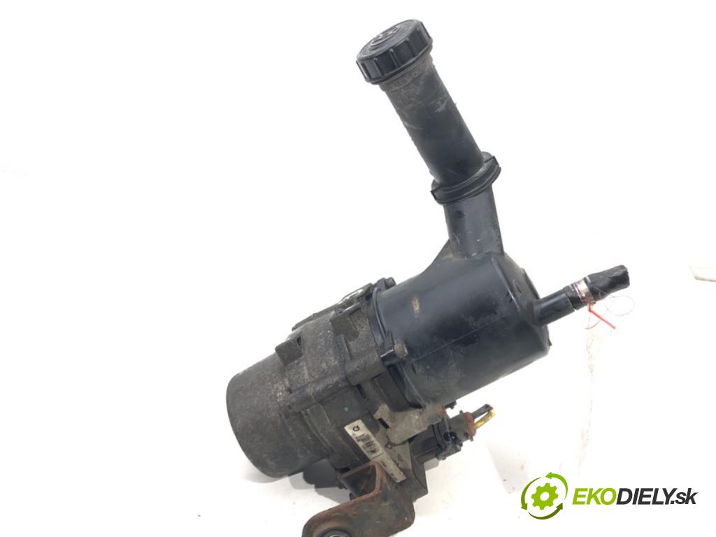 CITROEN C4 I (LC_) 2004 - 2014    1.6 HDi 66 kW [90 KM] olej napędowy 2004 - 2011  pumpa servočerpadlo 9686925480 (Servočerpadlá, pumpy řízení)