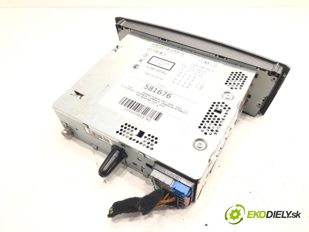 FIAT GRANDE PUNTO (199_) 2005 - 2022    1.4 (199AXB11, 199AXB1A, 199BXB1A, 199AXL1A) 57 kW  RADIO 7354918870 (Audio zařízení)