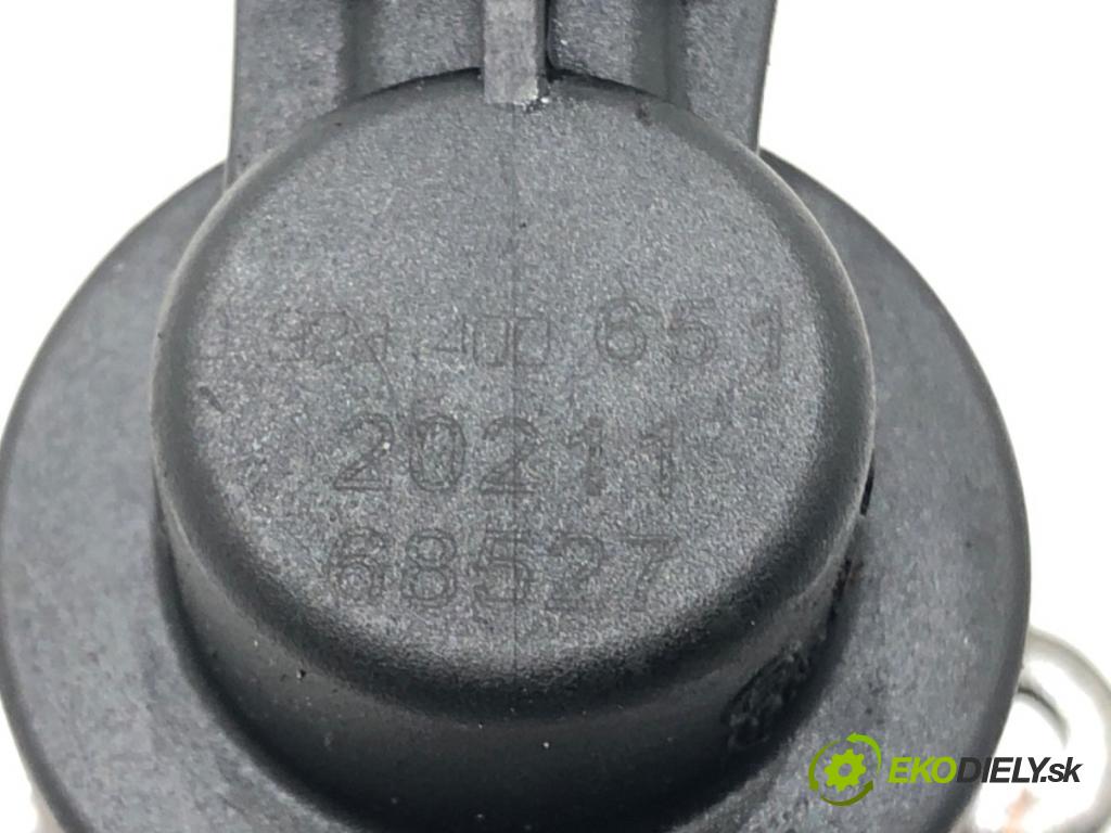 FIAT GRANDE PUNTO (199_) 2005 - 2022    1.3 D Multijet (199.AXD11, 199.AXD1A, 199.AXD1B,... 66 kW [90 KM] olej napędowy 2005 - 2010  Regulátor tlaku paliva 0928400651 (Ostatní)