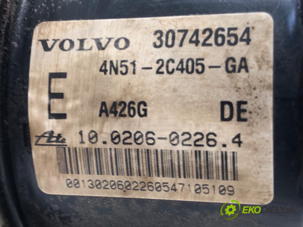 VOLVO V50 (545) 2003 - 2012    2.0 D 100 kW [136 KM] olej napędowy 2004 - 2010  Pumpa ABS 4N51-2C405-GA (Pumpy ABS)