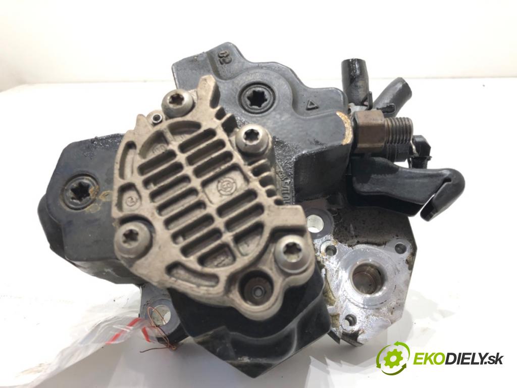 TOYOTA YARIS (_P1_) 1999 - 2005    1.4 D-4D (NLP10_) 55 kW [75 KM] olej napędowy 2001 - 2005  Pumpa vstrekovacia 04450101132 2100-0N011 (Vstrekovacie čerpadlá)