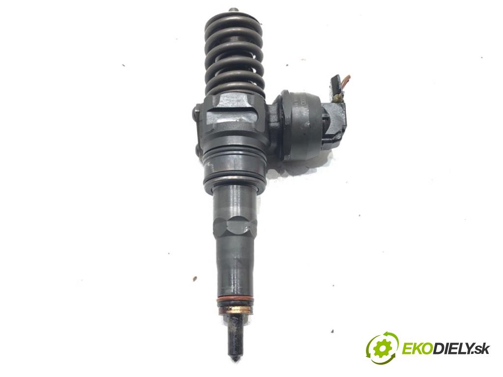 AUDI A4 B6 (8E2) 2000 - 2005    1.9 TDI 74 kW [101 KM] olej napędowy 2001 - 2004  Vstrekovač 045130073T 0414720035 (Vstrekovače)