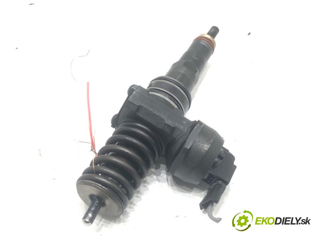 AUDI A4 B6 (8E2) 2000 - 2005    1.9 TDI 74 kW [101 KM] olej napędowy 2001 - 2004  Vstrekovač 045130073T 0414720035 (Vstrekovače)