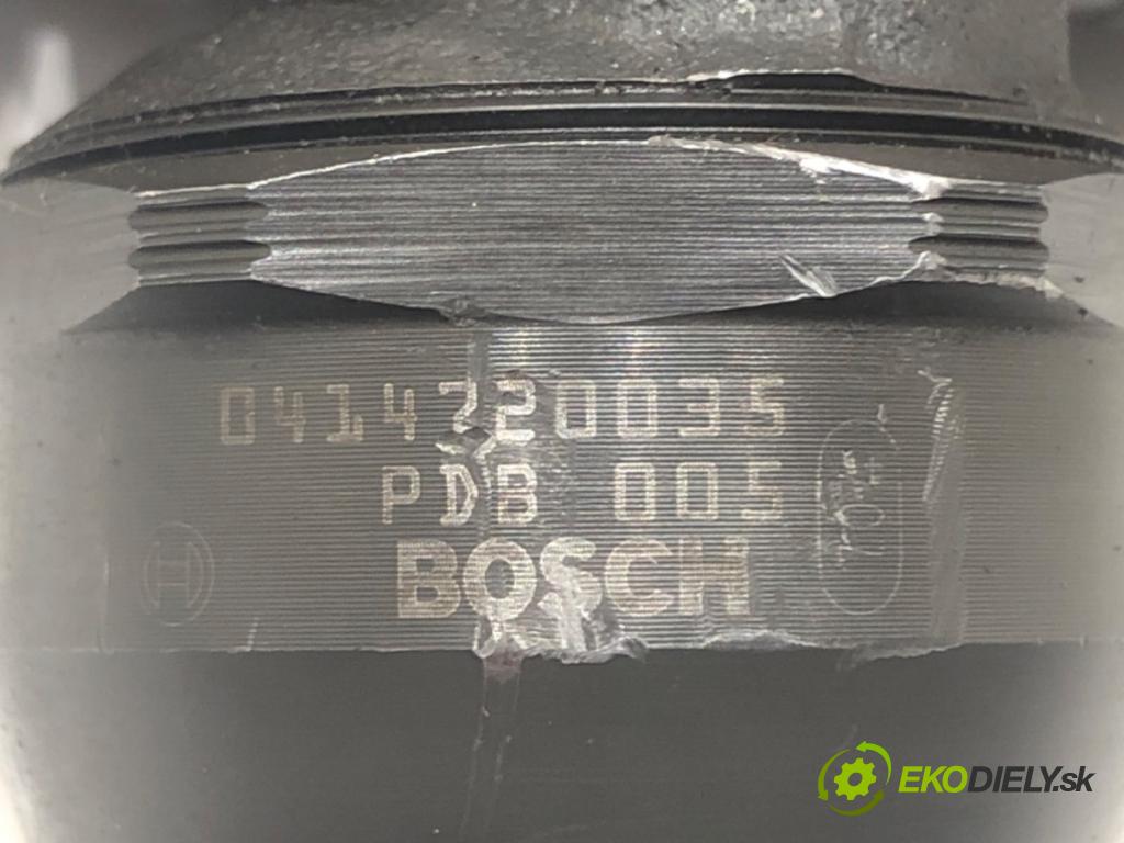 AUDI A4 B6 (8E2) 2000 - 2005    1.9 TDI 74 kW [101 KM] olej napędowy 2001 - 2004  vstříkovač 045130073T 0414720035 (Vstřikovače)