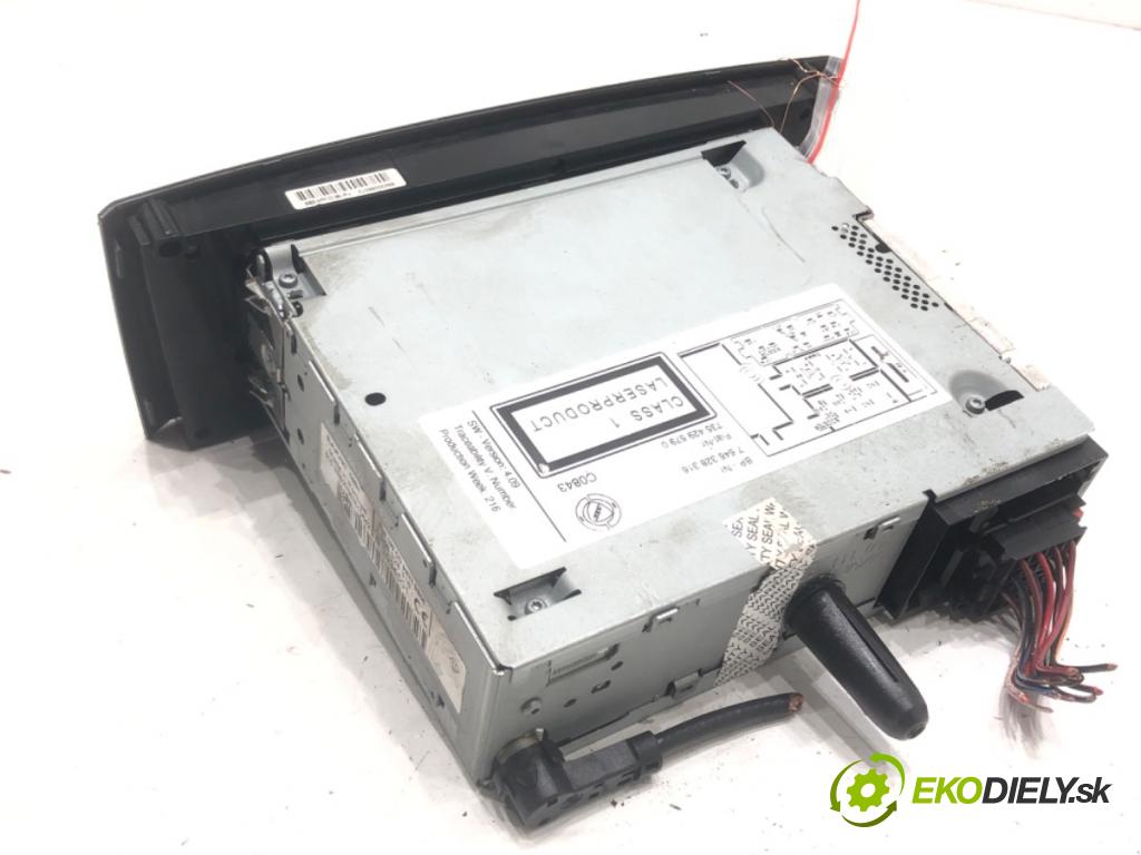 FIAT GRANDE PUNTO (199_) 2005 - 2022    1.4 16V (199BXG1B, 199AXG1B) 70 kW [95 KM] benzyna 2005 - 2011  RADIO 7646328316 (Audio zariadenia)