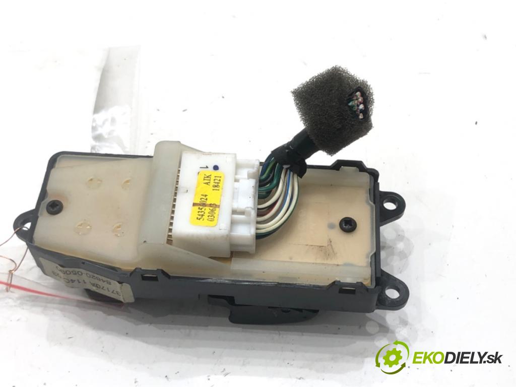 TOYOTA AVENSIS (_T25_) 2003 - 2008    1.8 (ZZT251_) 95 kW [129 KM] benzyna 2003 - 2008  Prepínač okien 84820-05090 (Prepínače, spínače, tlačidlá a ovládače kúrenia)