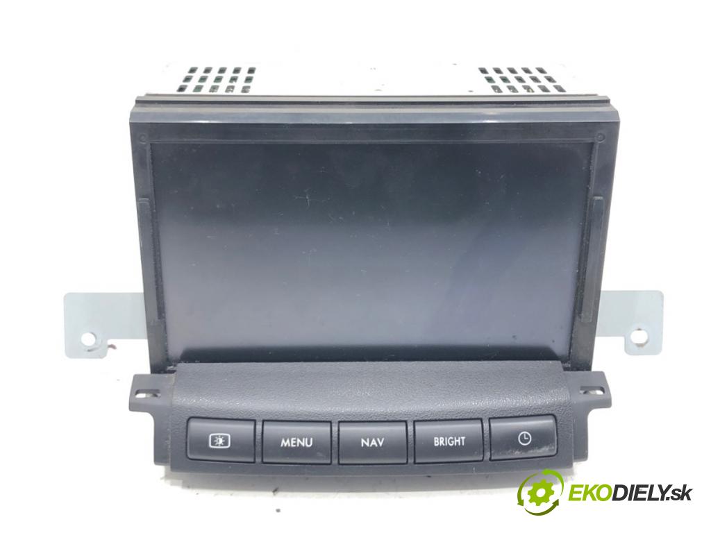 SUBARU FORESTER (SG_) 2002 - 2012    2.0 X AWD (SG5) 116 kW [158 KM] benzyna 2005 - 2008  Dislpej Navigácia KENWOOD FGZ806EOP (Prístrojové dosky, displeje)