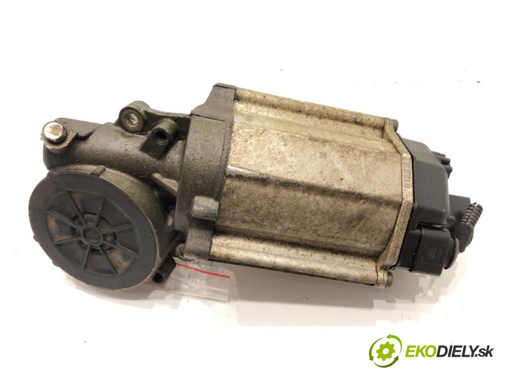 OPEL ASTRA J (P10) 2009 - 2015    1.6 (68) 85 kW [115 KM] benzyna 2009 - 2015  pumpa servočerpadlo 7805177207 0273010110 (Servočerpadlá, pumpy řízení)