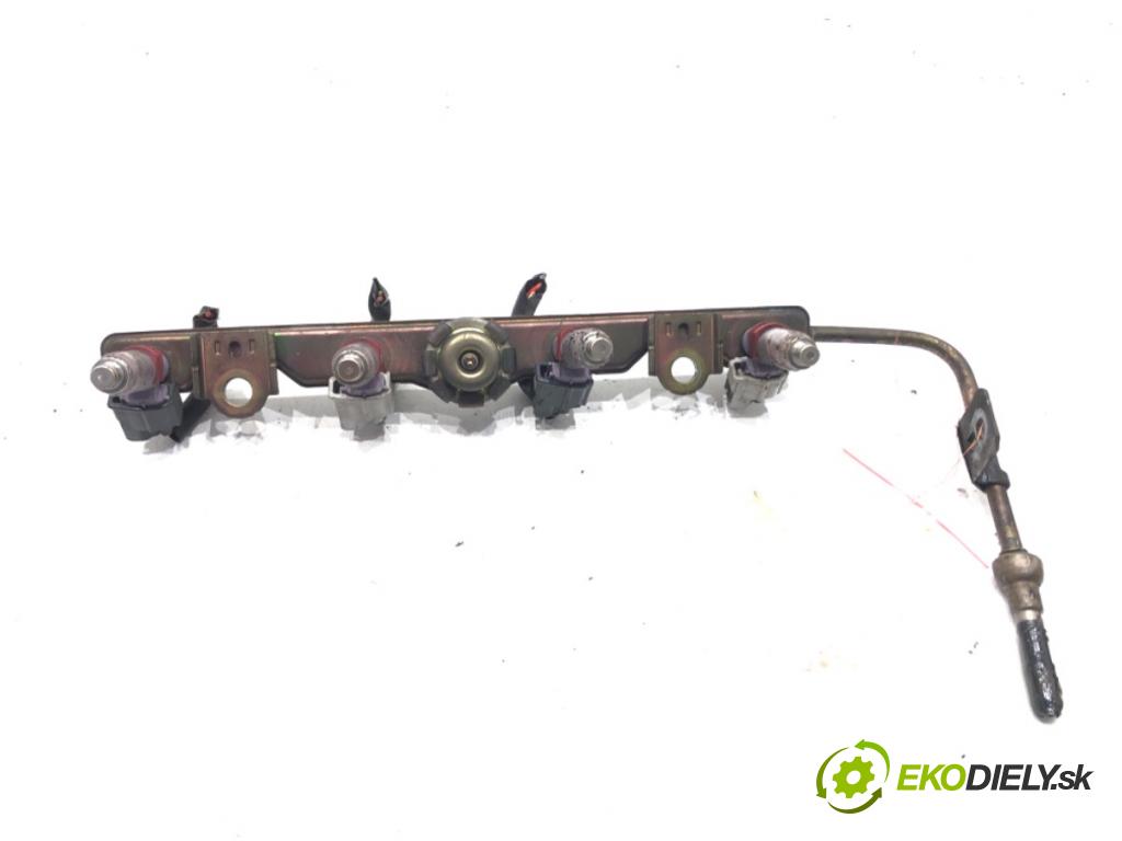 TOYOTA COROLLA Verso (ZER_, ZZE12_, R1_) 2004 - 2009    1.8 (ZNR11_) 95 kW [129 KM] benzyna 2004 - 2009  Lišta vstrekovacia 23250-22100 (Vstrekovacie lišty)