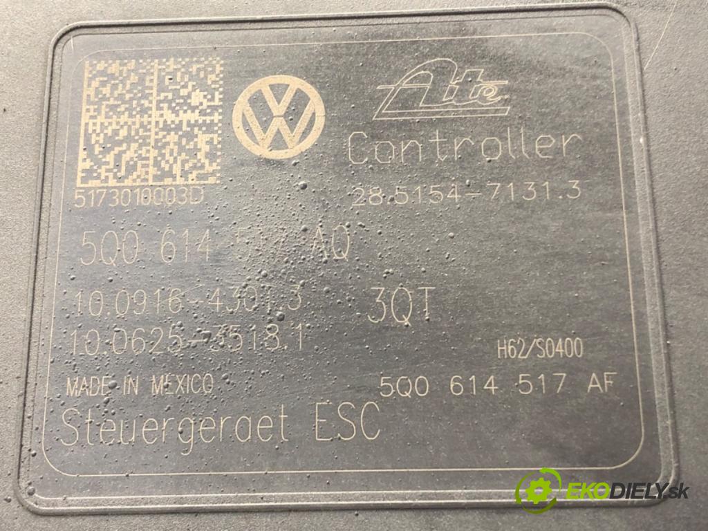 VW GOLF VII (5G1, BQ1, BE1, BE2) 2012 - 2022    1.8 TSI 125 kW [170 KM] benzyna 2013 - 2022  pumpa ABS 5Q0614517AQ (Pumpy brzdové)