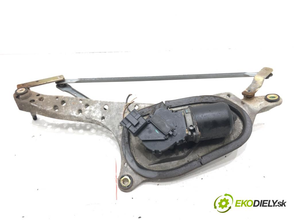 RENAULT LAGUNA II (BG0/1_) 2001 - 2007    2.0 16V Turbo (BG0S, BG1L, BG1M) 120 kW [163 KM] benzyna 2003 - 2005  Mechanizmus stieračov predný 8200317212 (Motorčeky stieračov predné)