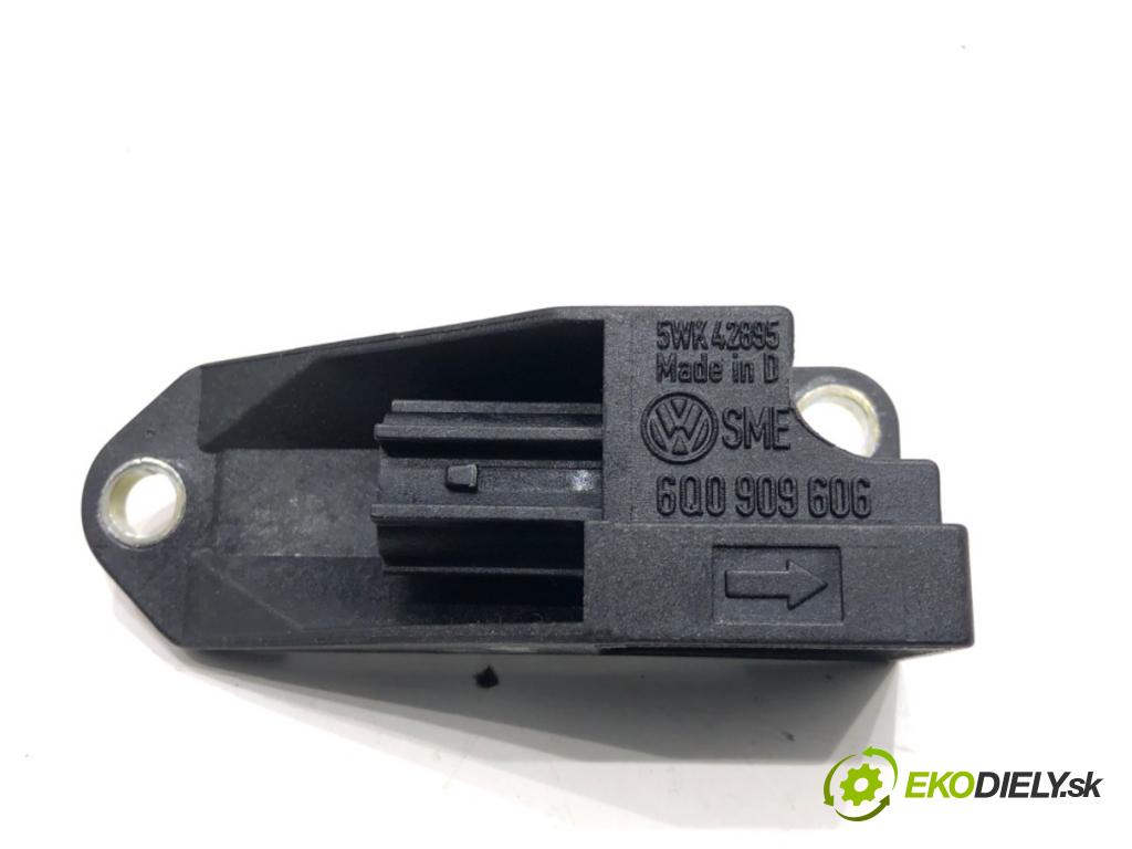 VW POLO (9N_, 9A_) 2001 - 2014    1.4 TDI 55 kW [75 KM] olej napędowy 2001 - 2005  snímač nárazu 6Q0909606 (Snímače nárazu)