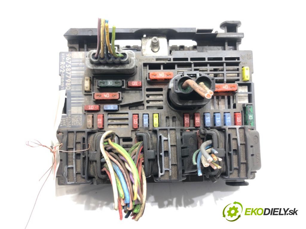 CITROEN C5 III (RD_) 2008 - 2022    2.0 HDi (RDRHDA) 100 kW [136 KM] olej napędowy 2008 - 2022  Modul BSM 9675877980 (Ostatné)