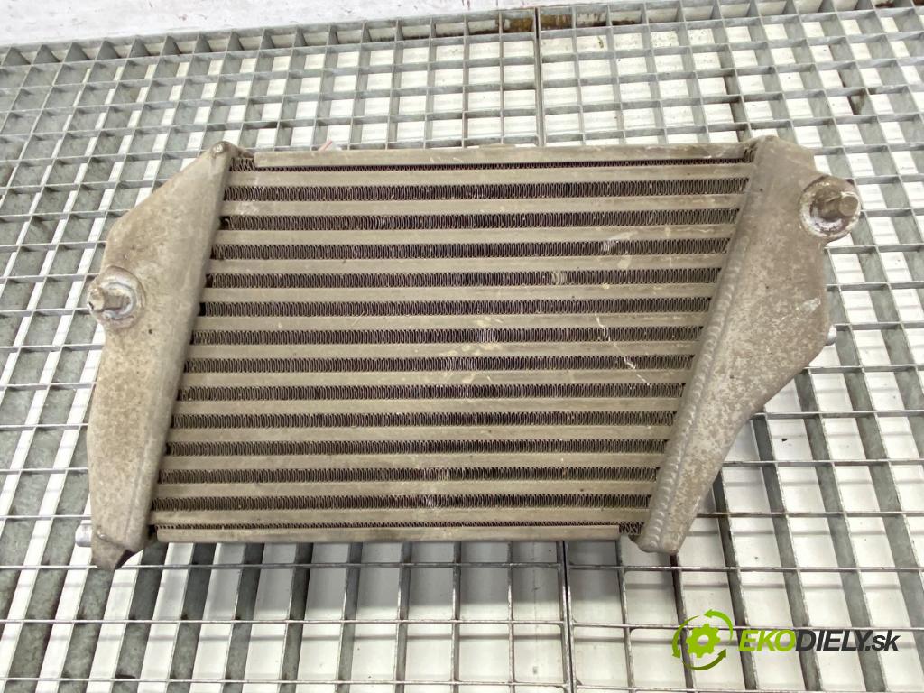 AUDI A8 D3 (4E2, 4E8) 2002 - 2010    4.2 TDI quattro 240 kW [326 KM] olej napędowy 2005 - 2010  intercooler pravý 4E0145872D (Chladiče nasávaného vzduchu (intercoolery))