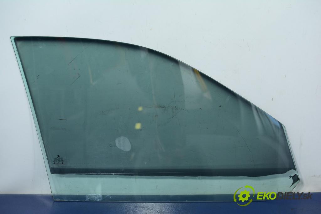 Skoda Octavia 2000 sklo dvere Predné ľavá