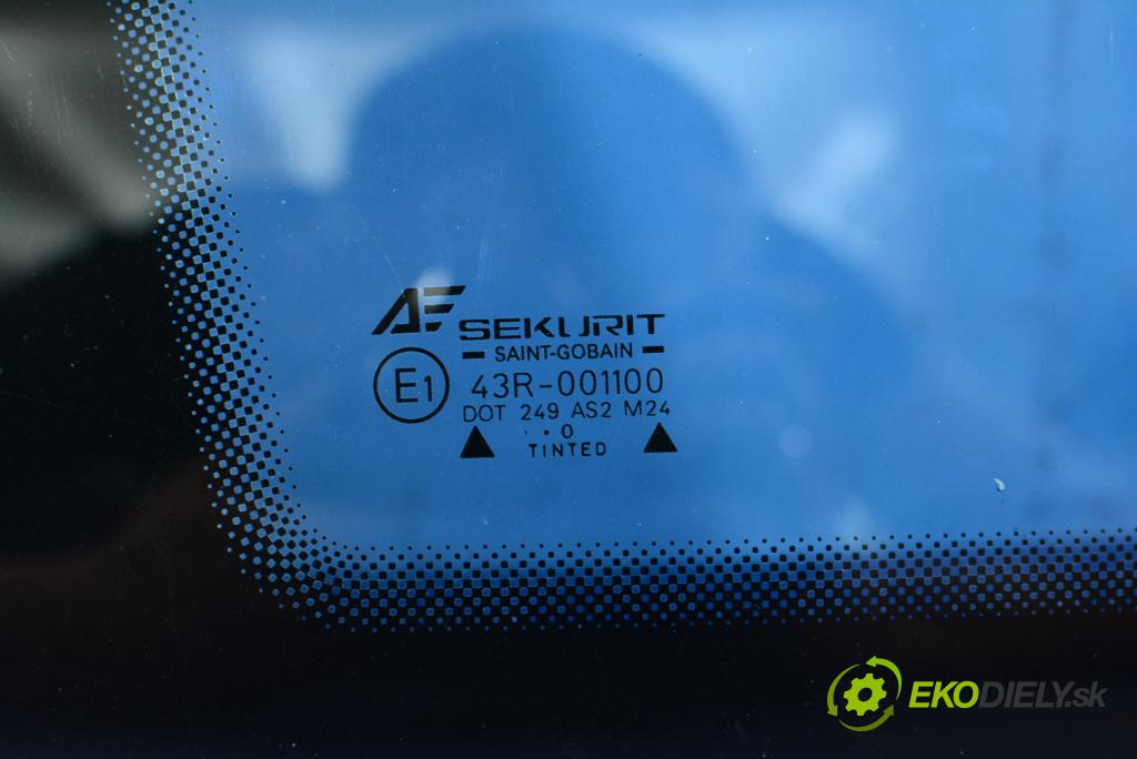 Ford Galaxy 2000 sklo Karoséria: zad