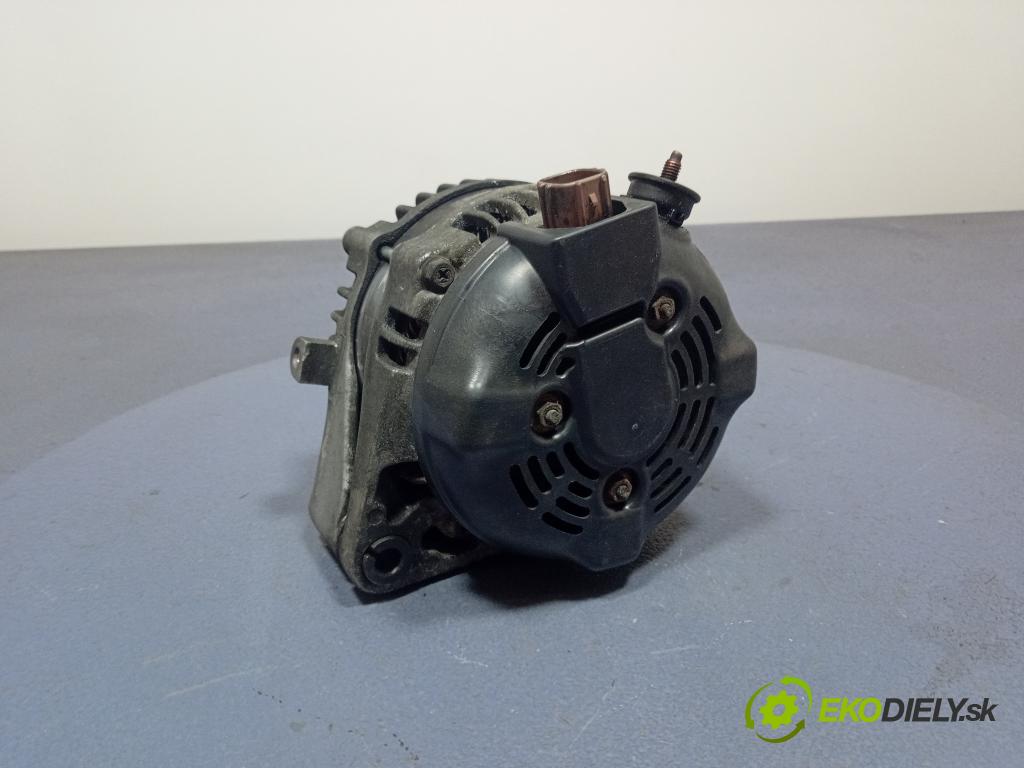 Toyota Avensis 2.0 2003 Alternator 27060-27090