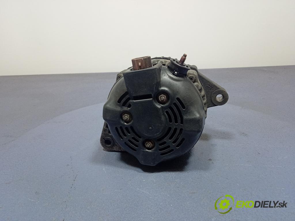 Toyota Avensis 2.0 2003 Alternator 27060-27090