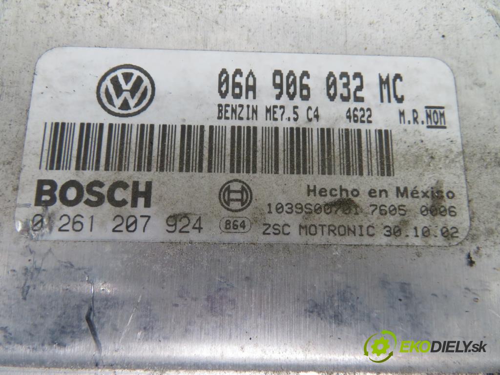 VW BORA (1J2) SEDAN 2003 85,00 2 - AZH 1984,00 Riadiaca jednotka Motor 06A906032MC; 0261207924; 0 261 207 924