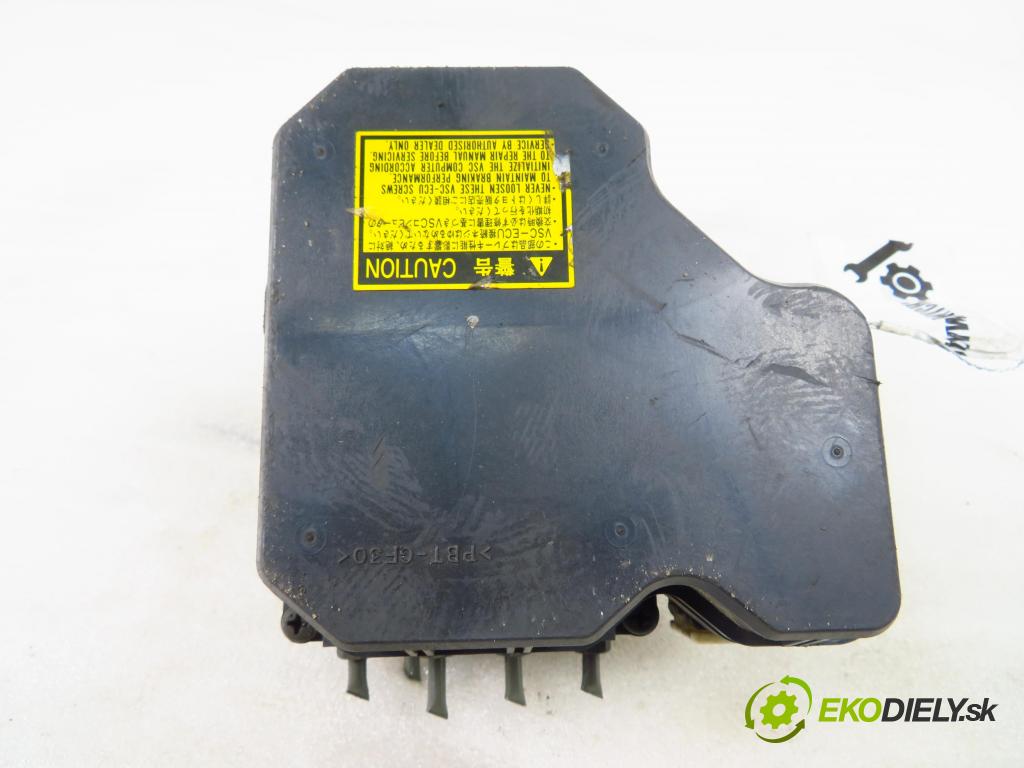 TOYOTA AVENSIS VERSO (_M2_) MINIVAN 2003 85,00 2.0 D (CLM20_) - 1CD-FTV 1995,00 pumpa ABS 4454044040 ; 8954144150 ; 1338007480 (Pumpy brzdové)